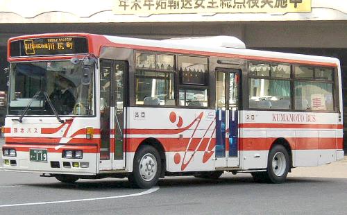 熊本バス最新塗装